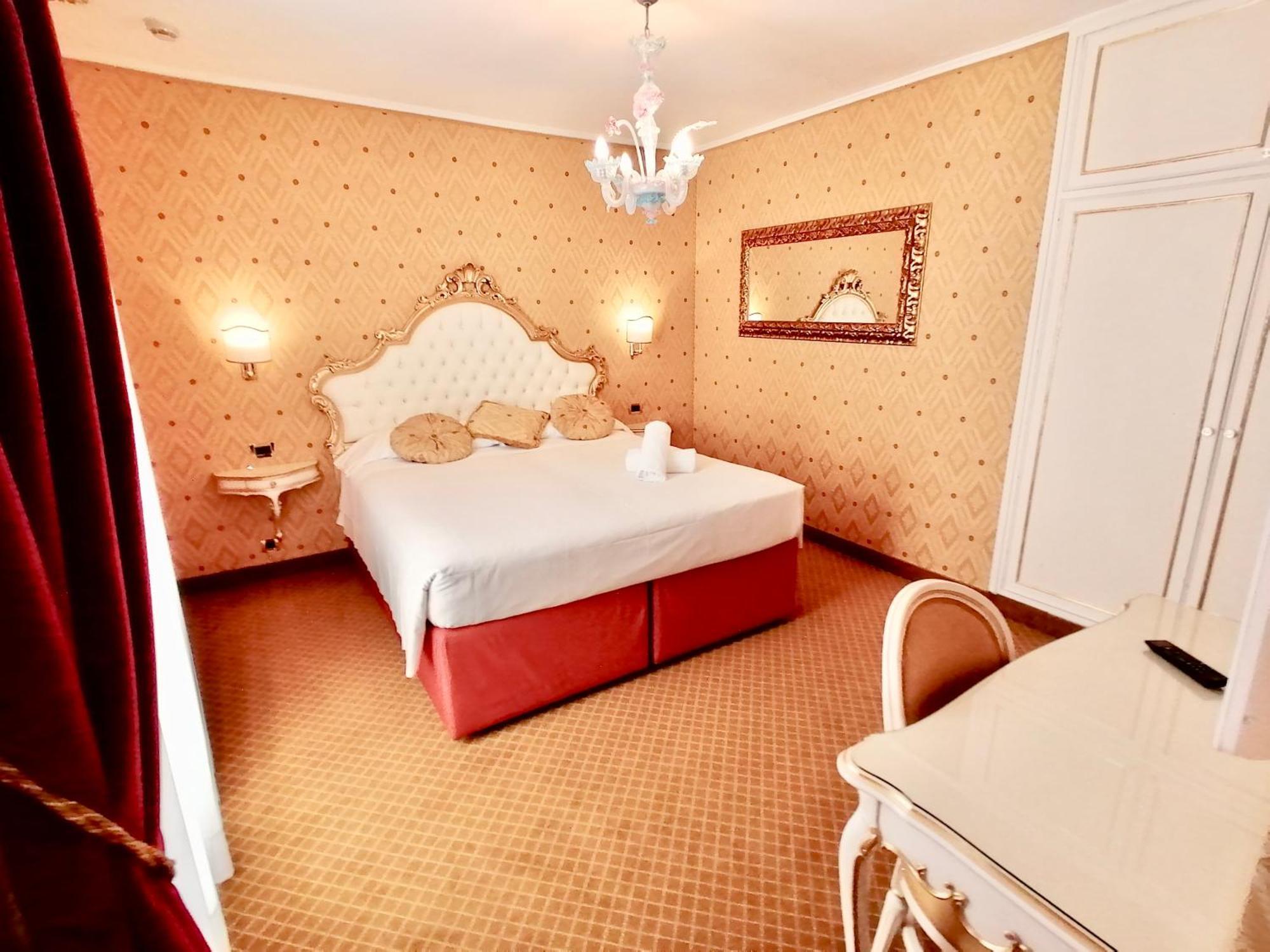 Hotel Gardena Veneţia Cameră foto